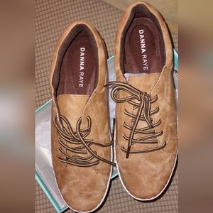 Danna Raye - lace-up shoes